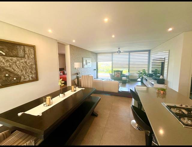 2 BEDROOM APARTMENT FOR SALE IN SHEFFIELD BEACH